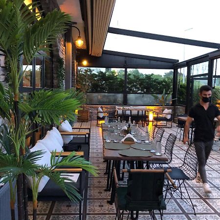 8 Rooms Hotel Gelibolu Bagian luar foto