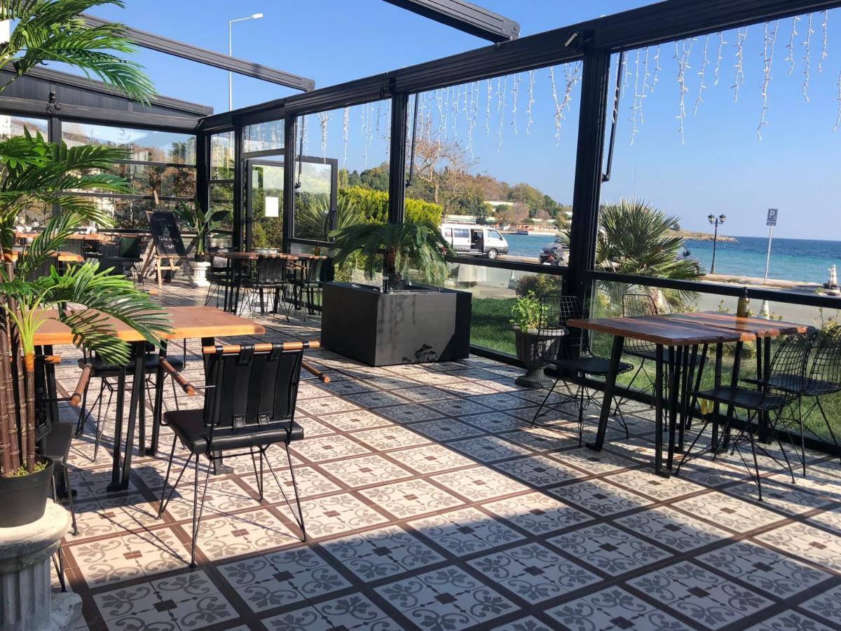 8 Rooms Hotel Gelibolu Bagian luar foto