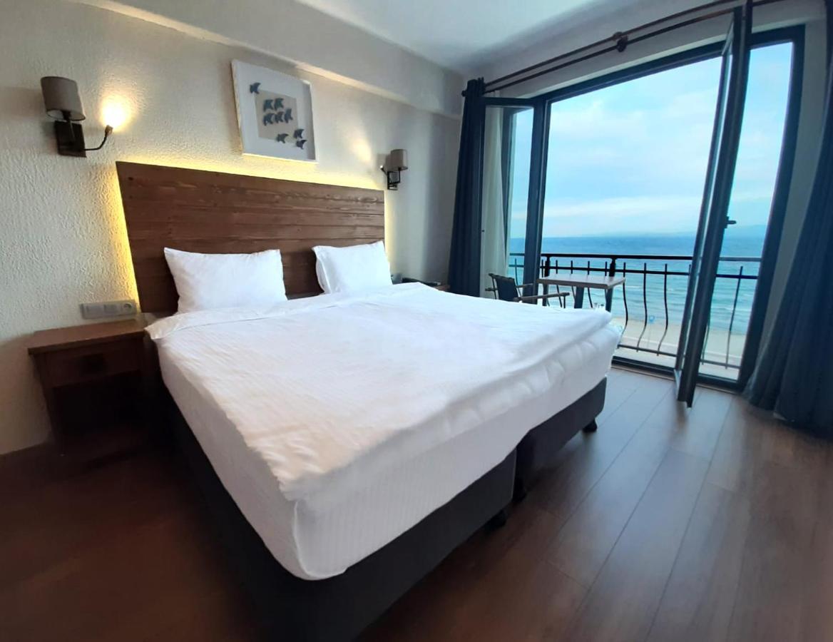 8 Rooms Hotel Gelibolu Bagian luar foto