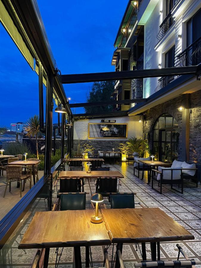 8 Rooms Hotel Gelibolu Bagian luar foto