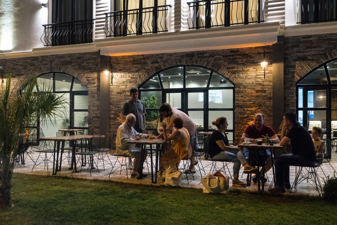 8 Rooms Hotel Gelibolu Bagian luar foto