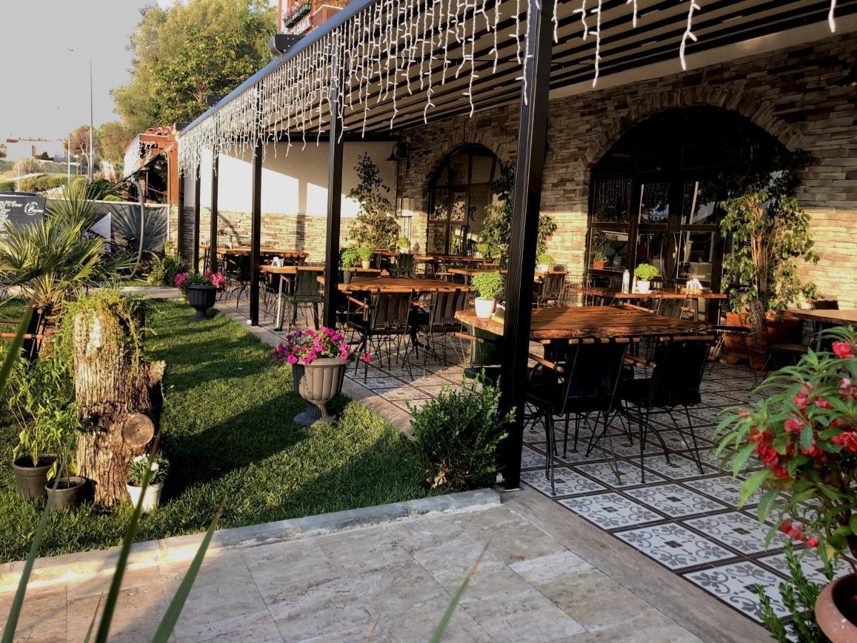 8 Rooms Hotel Gelibolu Bagian luar foto
